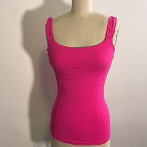 Aria tank Lululemon sz 4